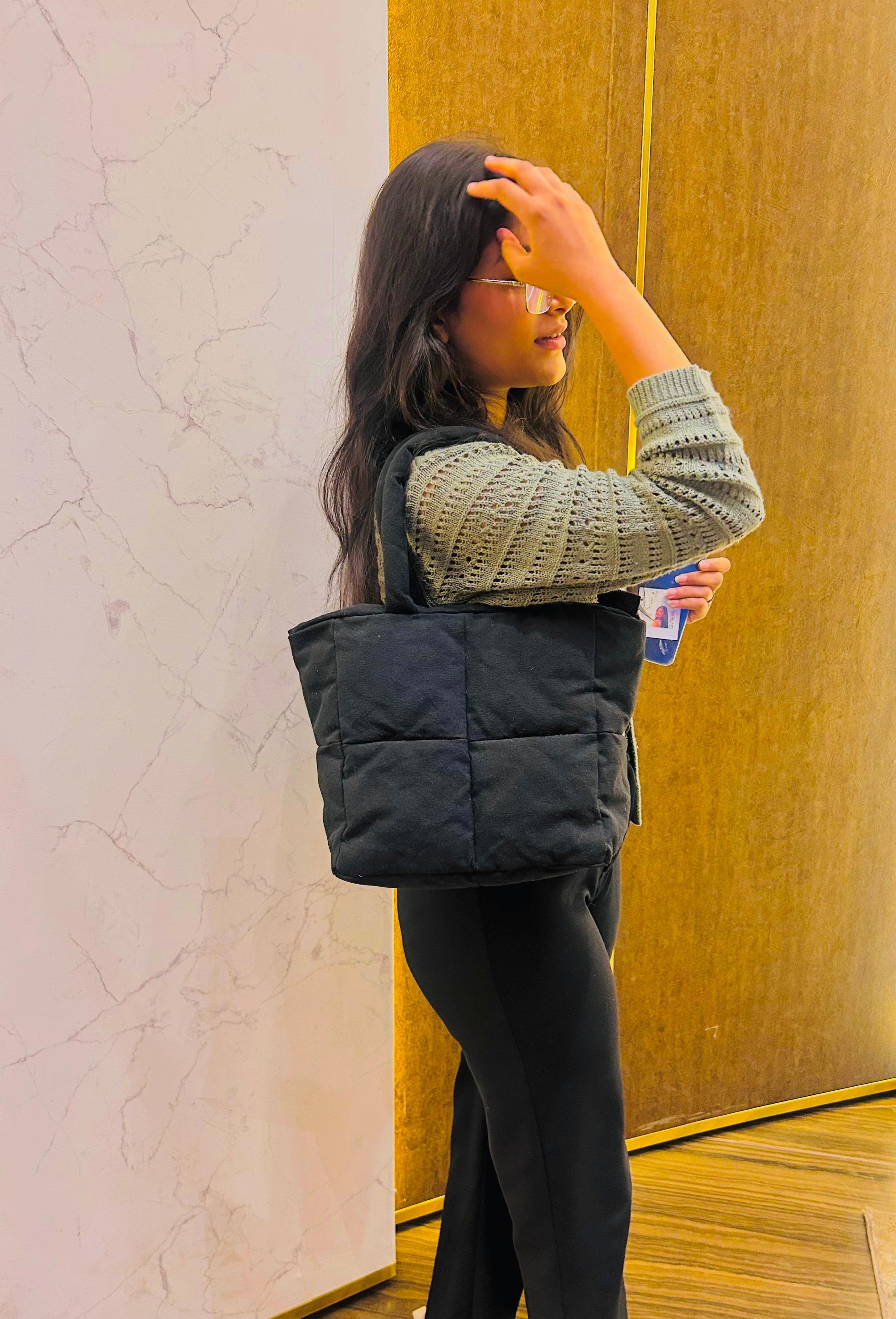 CloudCarry: Float through the day!