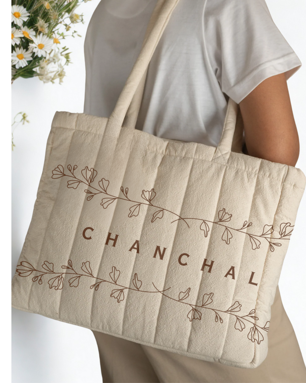 Haul Highness – The Queen of All Totes